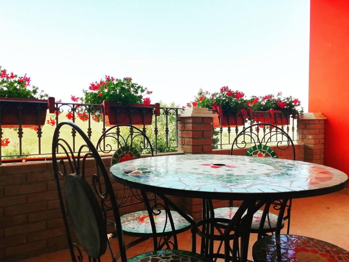 B&B Gli Amici Del Tubarello Roseto Degli Abruzzi Bagian luar foto