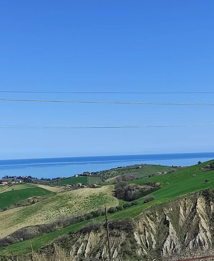 B&B Gli Amici Del Tubarello Roseto Degli Abruzzi Bagian luar foto